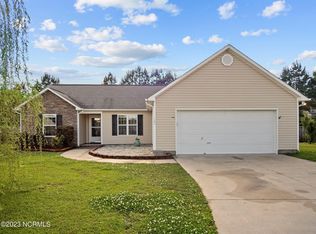 103 Berwick Ct, Jacksonville, NC 28546