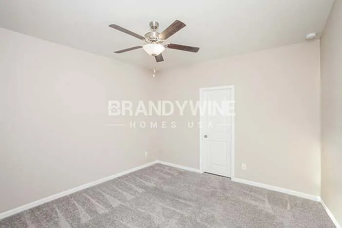 519 Glenmanor Dr — Photo 13