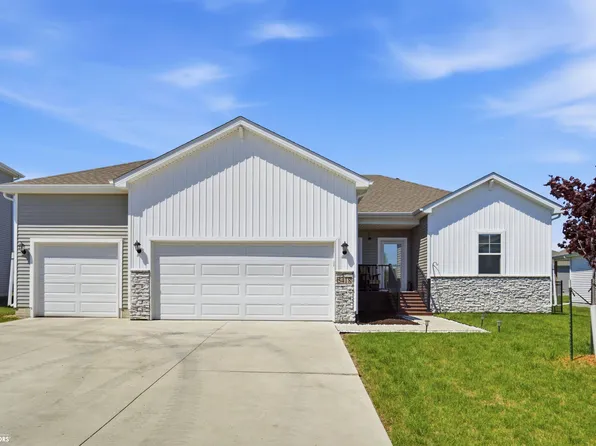 5418 145th St, Urbandale, IA 50323