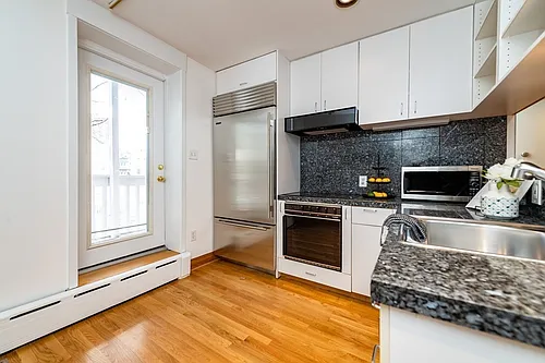 72 Fairmont St #2 Photo 1