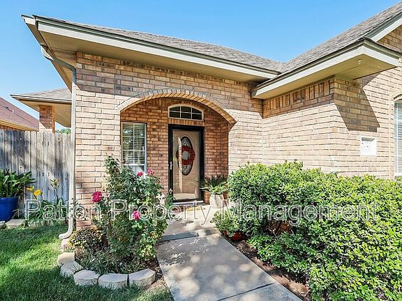 3rd image of 6020 Greenways Dr