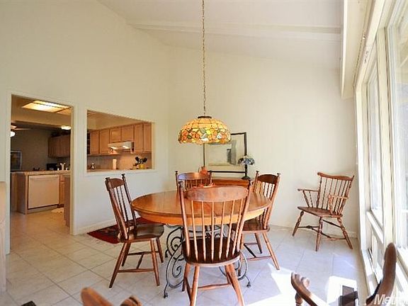 3rd image of 8816 Bluff Ln