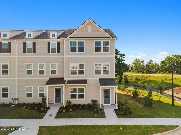257 Pelican Flight Loop, Wilmington, NC 28412