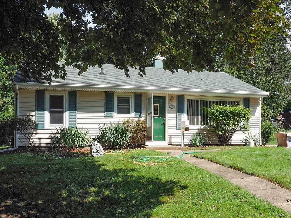 2125 Southern Ave-101