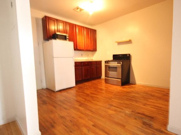 5th image of 413 Bushwick Ave #2BBBB