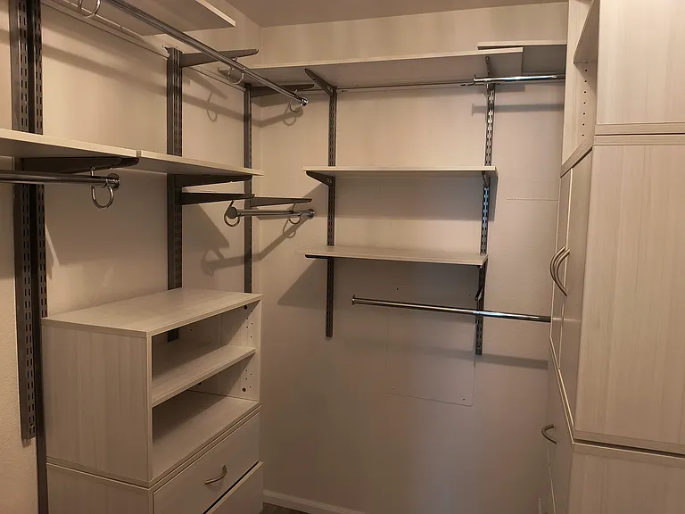 8385 Stonybridge Cir — Photo 16