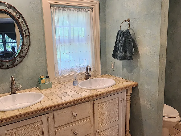1137 Collingwood Dr — Photo 23