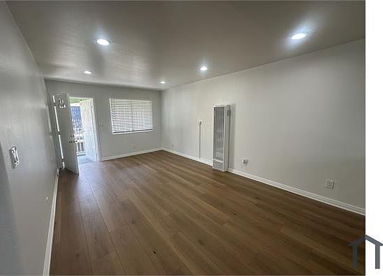 1st image of 8649 S Figueroa St
