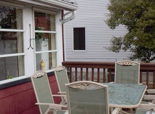 16 Oak St, Moonachie, NJ 07074