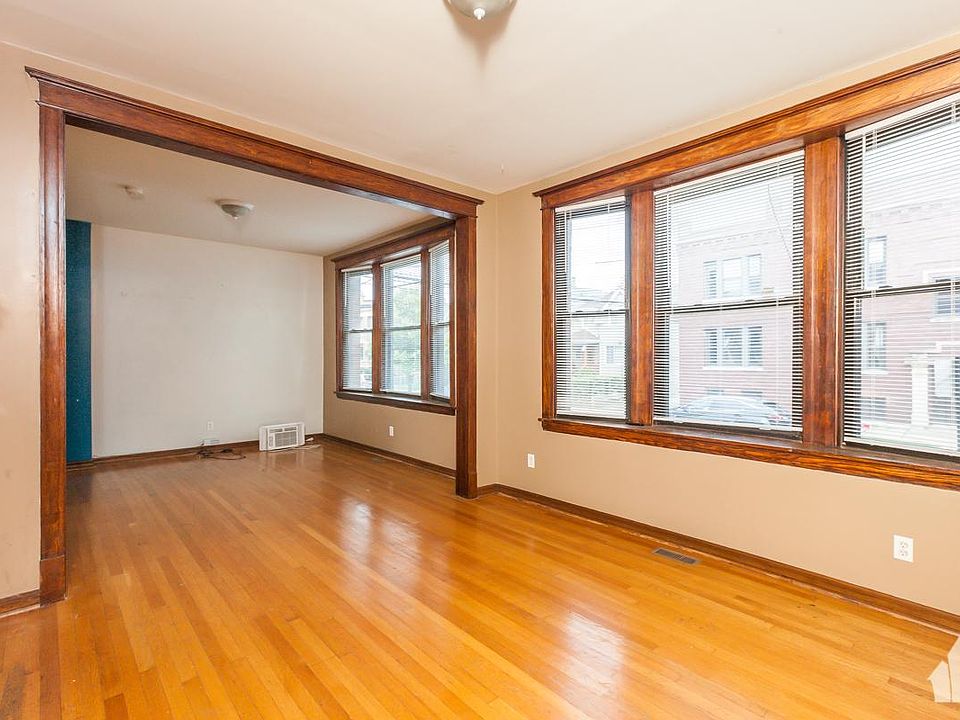 1st image of 2806 N Francisco Ave #_1
