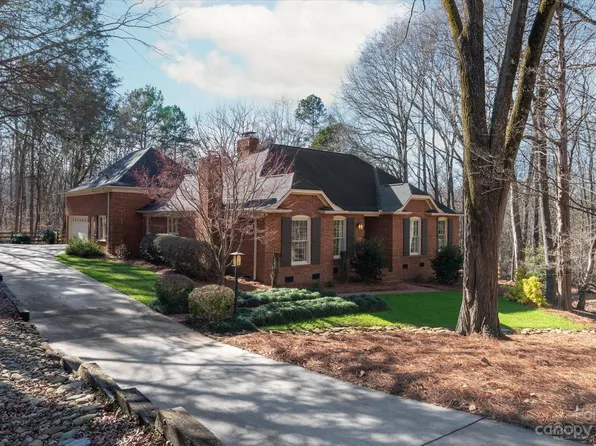 4106 Tapperty Cir, Charlotte, NC 28226