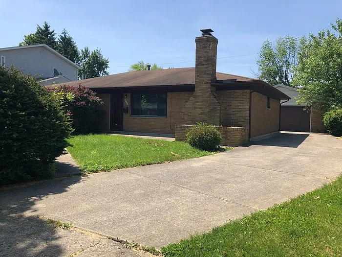 4927 Teddy Dr photo 1
