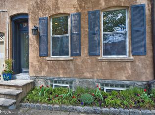 138 Hermit St, Philadelphia, PA 19127