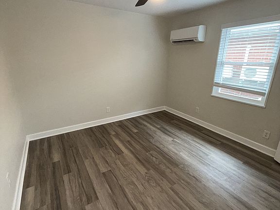 5th image of 201 E Ocean View Ave #11432971