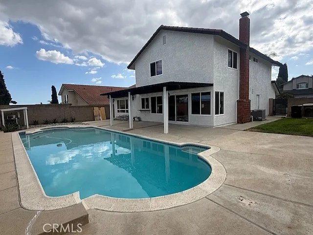 2214 Montague Cir — Photo 4