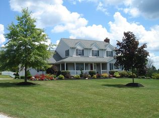 3651 Longwood Dr, Medina, OH 44256