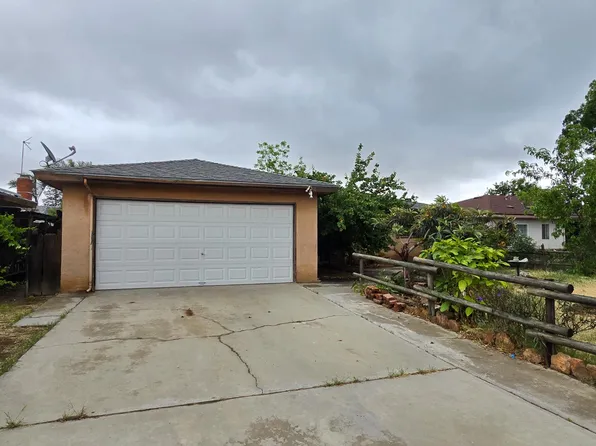 1405 Sonora St, Madera, CA 93638