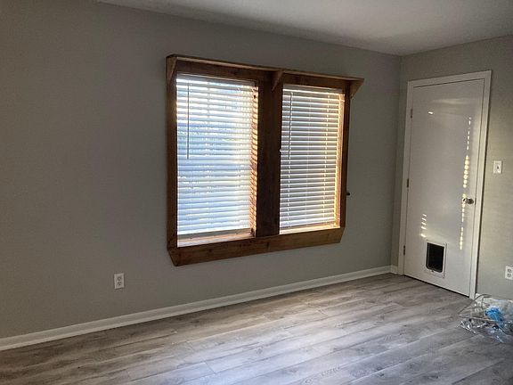 3rd image of 1001 2nd St #4