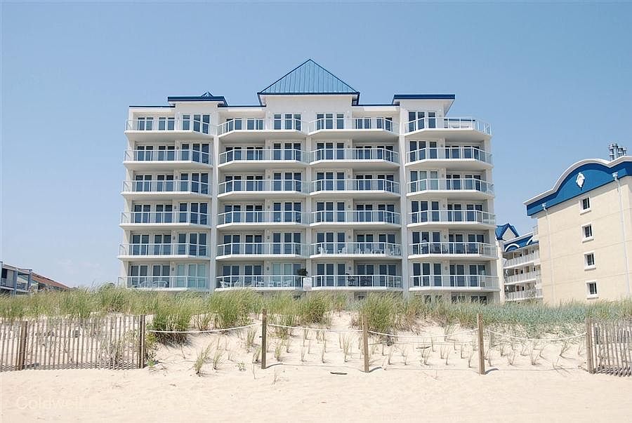 1st image of 8 60th St Unit 303