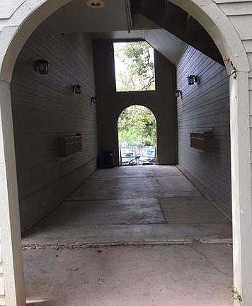 3rd image of 1514 Parker Ln APT 105