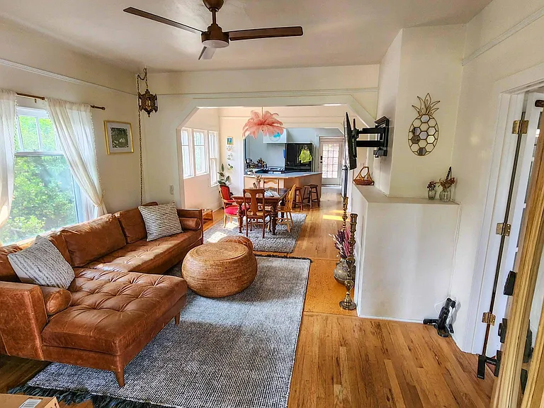 780 W 28th Ave — Photo 3