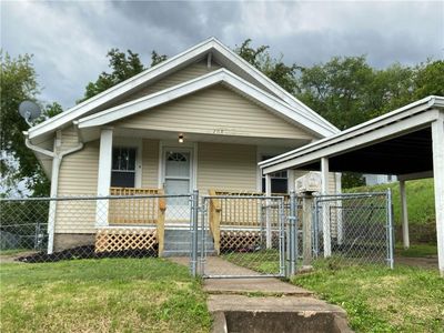 208 E Vassar St, Saint Joseph, MO, 64504