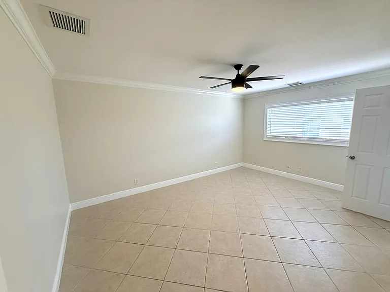735 Hummingbird Way #204 — Photo 9