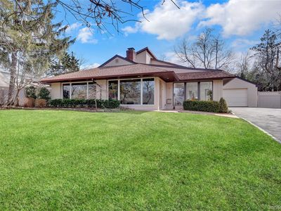 14 Regent Place, Roslyn, NY, 11576