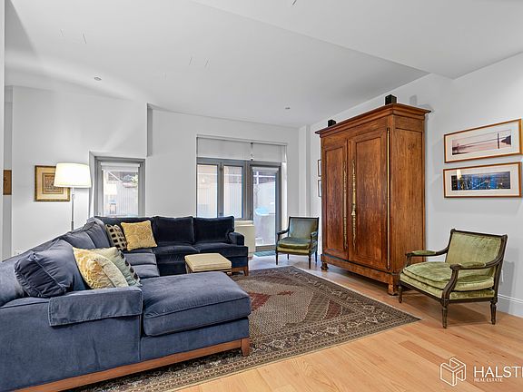 2nd image of 125 W 22nd St APT 1A