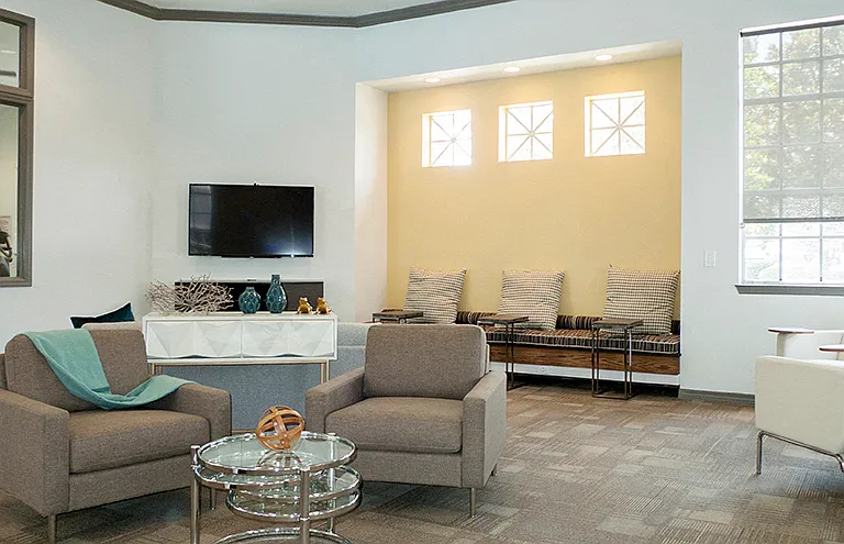 Promenade at Aloma Apartments — Photo 16