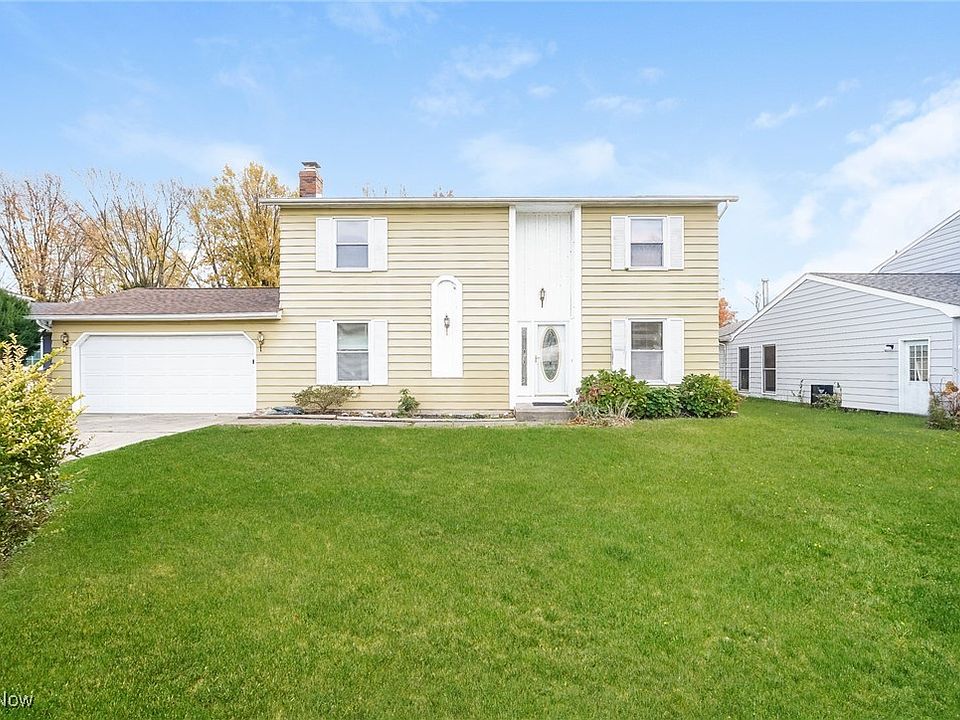 1st image of 115 Hilltop Cir