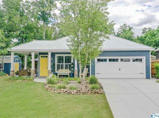 1001 Laurinda Ln, Guntersville, AL 35976