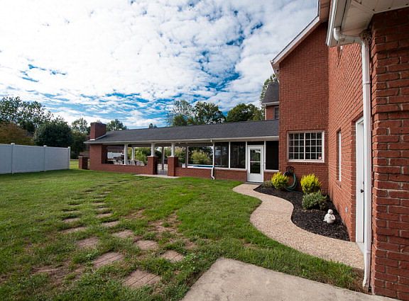 5th image of 56 Hummingbird Ct