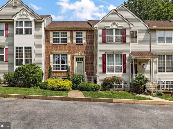 467 Woodstock Ln, Wilmington, DE 19808