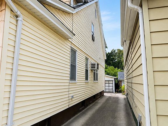3rd image of 87-09 69th Avenue