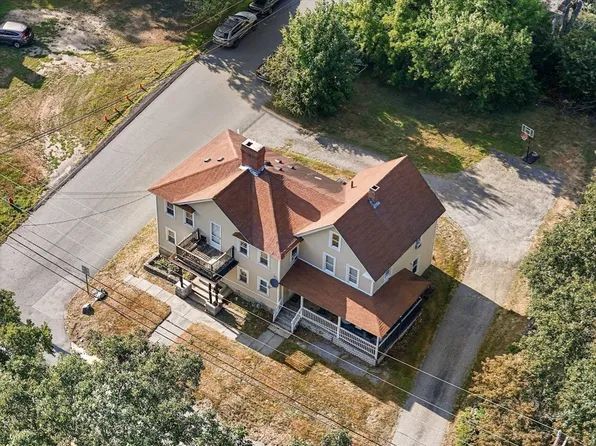 73 N Lowell St, Methuen, MA 01844