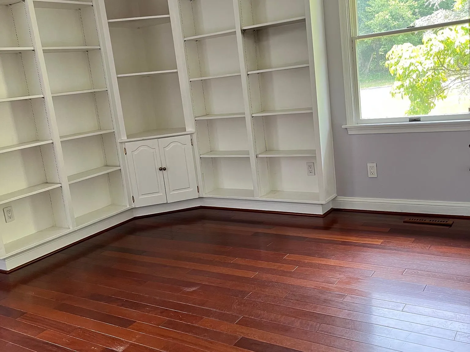 4 bed, 2230 sqft, $3,900 — Photo 3