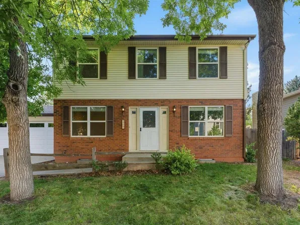 2060 Bennington Cir, Fort Collins, CO 80526