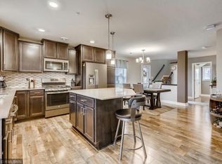 5548 Cattail Ct NE, Prior Lake, MN 55372