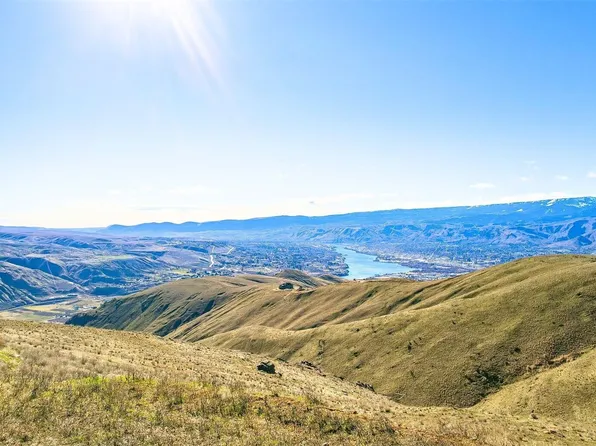 6971 Burch Mountain Road, Wenatchee, WA 98801