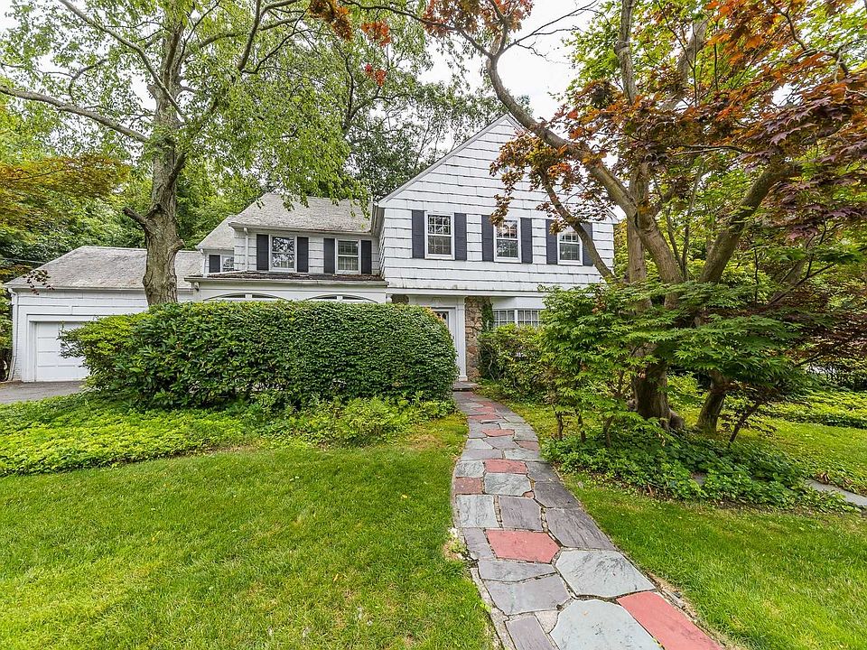 1st image of 5 Woodgreen Pl