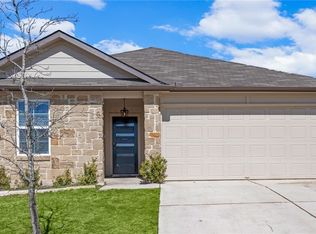 1425 London Way, Lockhart, TX 78644