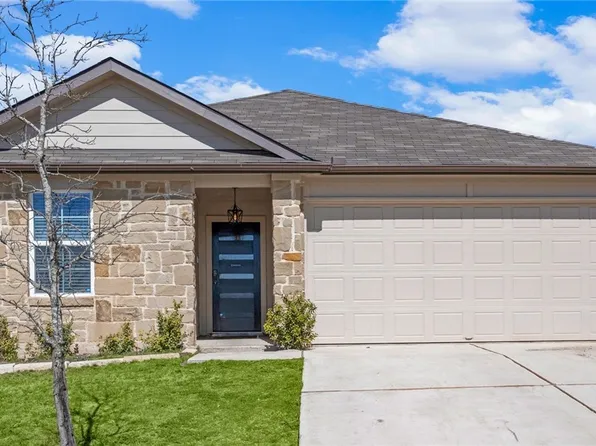 1425 London Way, Lockhart, TX 78644