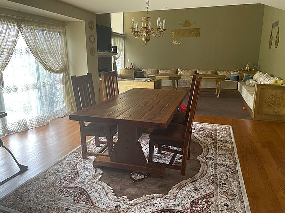4th image of 6751 Anna Dr