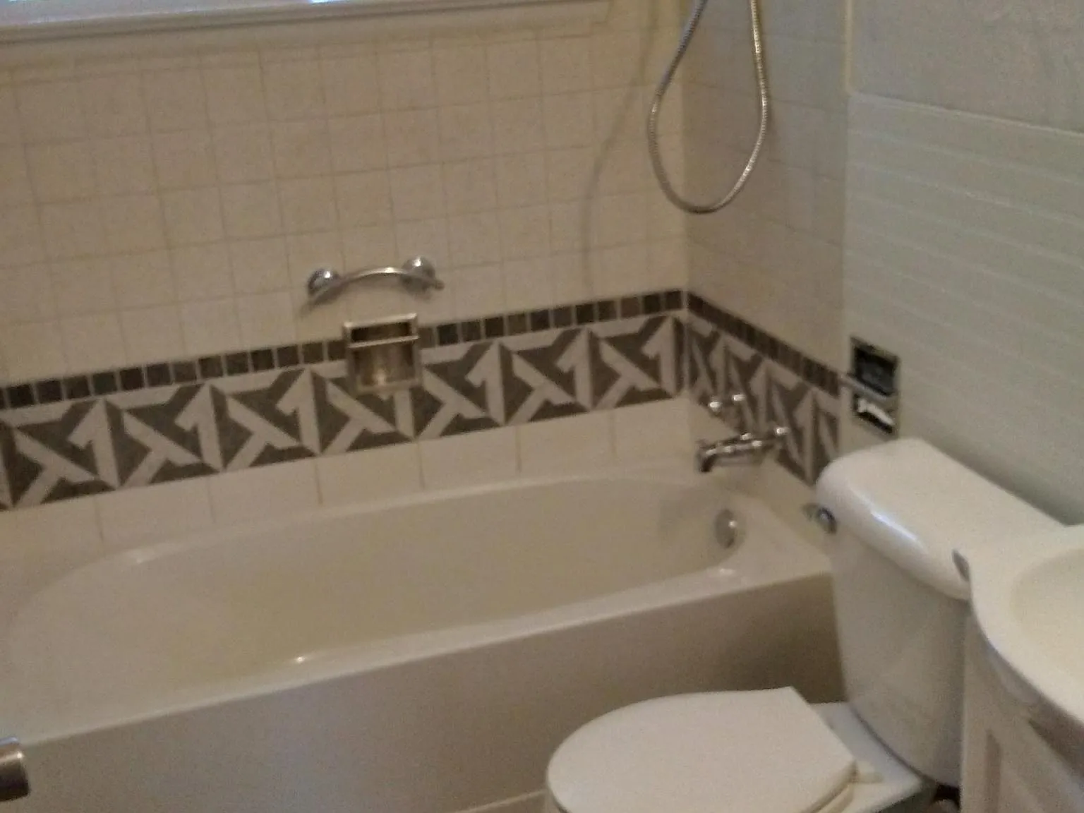 2 bed, 850 sqft, $825 — Photo 4