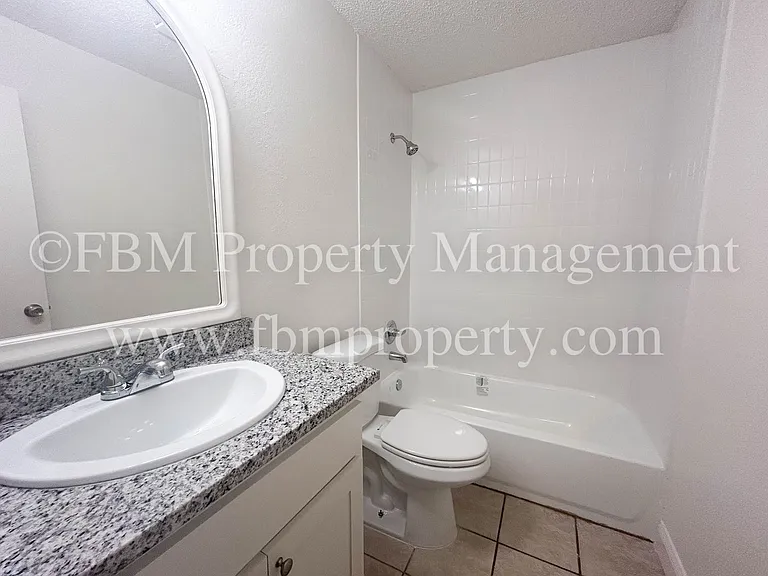 604 Walter Stephenson Rd #A — Photo 11