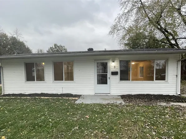 3 W Adams Dr, Cahokia, IL 62206