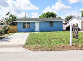 5654 Papaya Rd, West Palm Beach, FL 33413