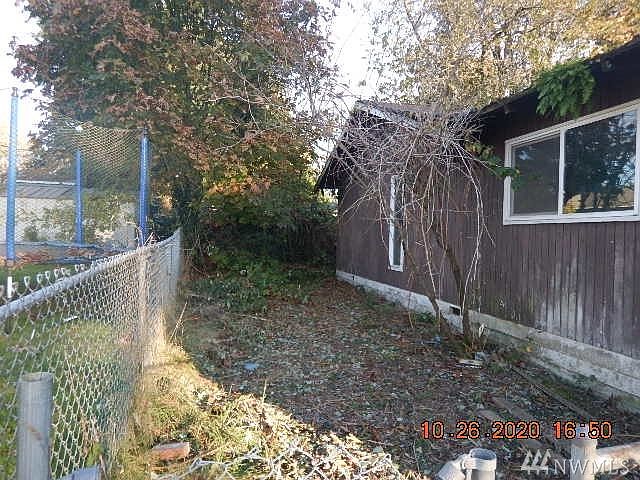 2nd image of 2606 S 138th St