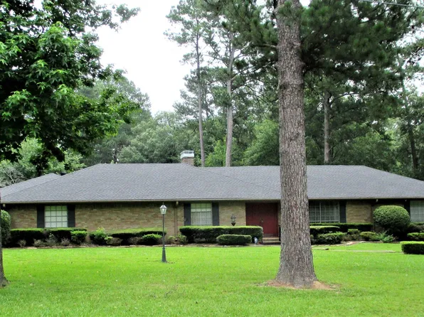 201 Dogwood Ln, Marshall, TX 75672